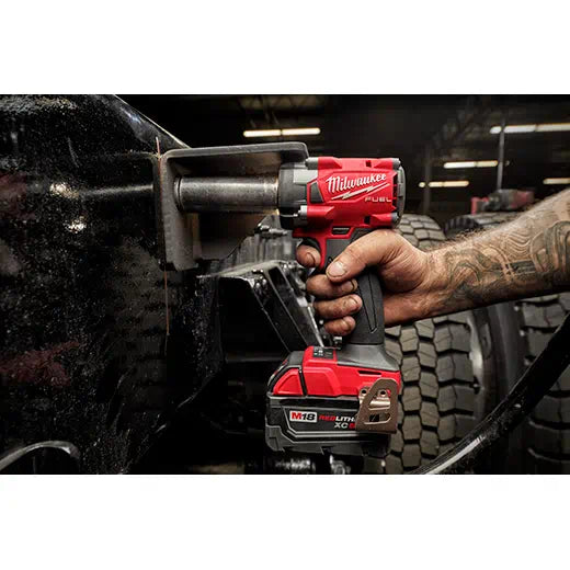 Milwaukee's 2855-22 Short Stubby 1/2 in. Fuel M18 One-Key High Torque Impact Kit With 2 Batteries & Charger